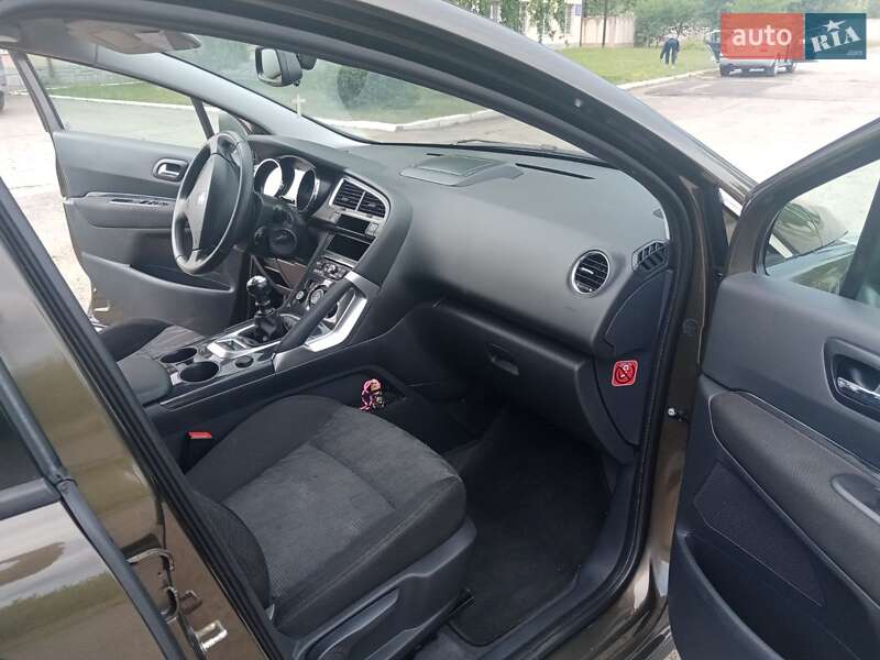 Внедорожник / Кроссовер Peugeot 3008 2010 в Ивано-Франковске фото 10 Внедорожник / Кроссовер Peugeot 3008 2010 в Ивано-Франковске
