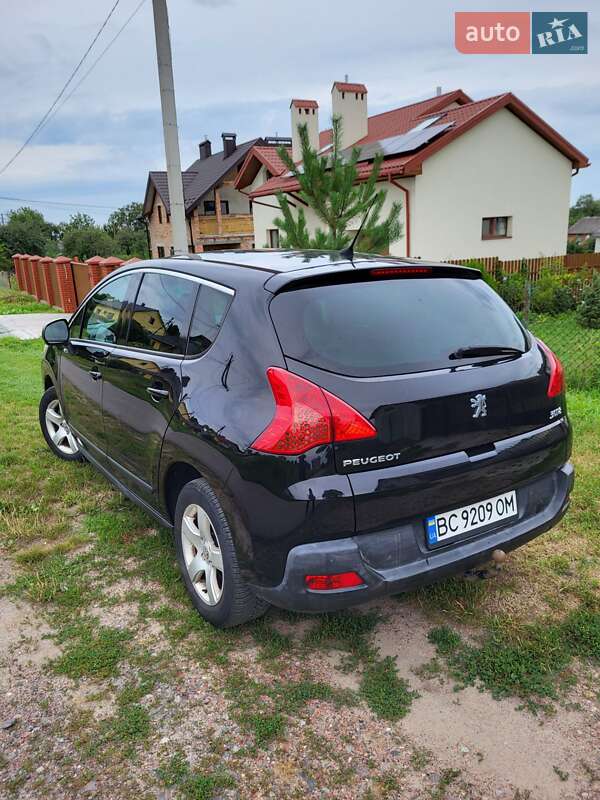 Позашляховик / Кросовер Peugeot 3008 2010 в Львові