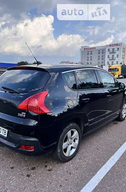 Внедорожник / Кроссовер Peugeot 3008 2011 в Львове