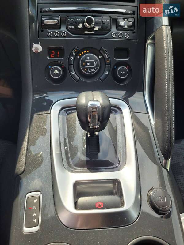 Позашляховик / Кросовер Peugeot 3008 2013 в Рівному