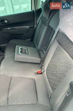 Внедорожник / Кроссовер Peugeot 3008 2014 в Ровно