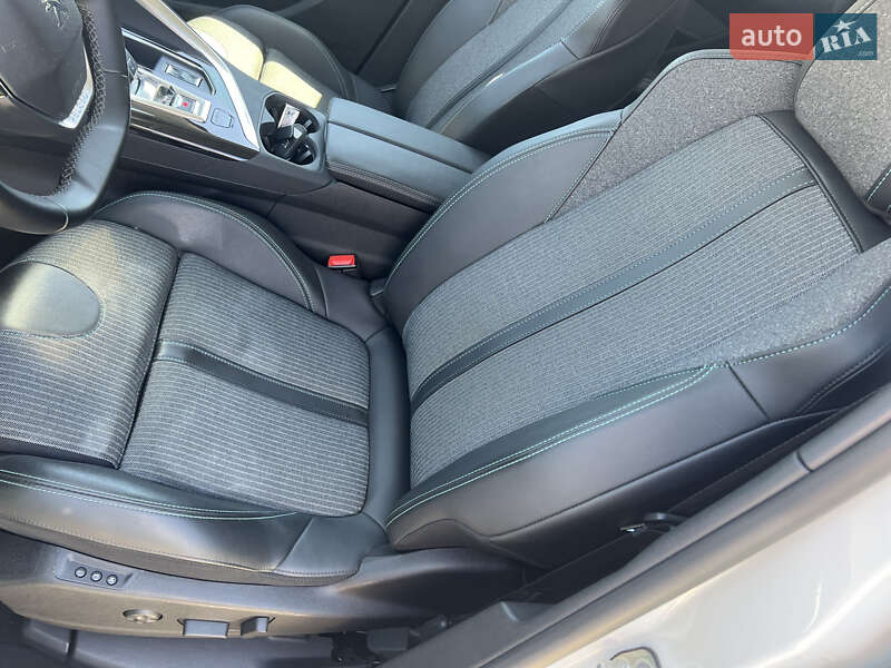Позашляховик / Кросовер Peugeot 3008 2021 в Одесі
