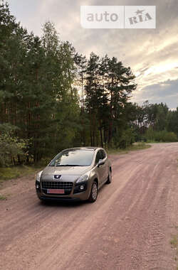 Позашляховик / Кросовер Peugeot 3008 2010 в Овручі