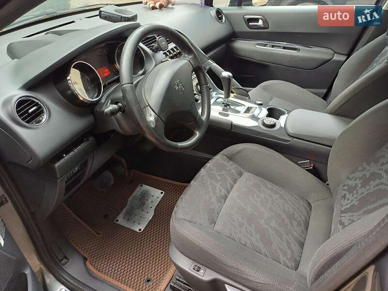 Позашляховик / Кросовер Peugeot 3008 2012 в Одесі