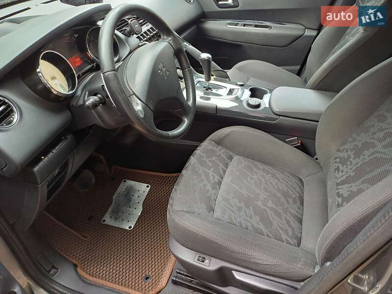 Позашляховик / Кросовер Peugeot 3008 2012 в Одесі