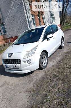 Позашляховик / Кросовер Peugeot 3008 2010 в Львові