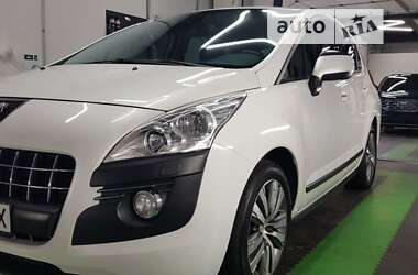 Внедорожник / Кроссовер Peugeot 3008 2013 в Харькове