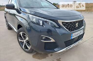 Внедорожник / Кроссовер Peugeot 3008 2019 в Киеве