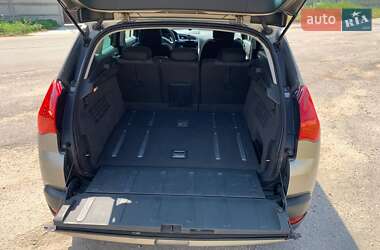 Внедорожник / Кроссовер Peugeot 3008 2013 в 