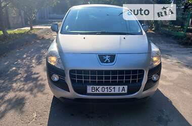 Внедорожник / Кроссовер Peugeot 3008 2010 в Ровно