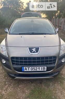 Внедорожник / Кроссовер Peugeot 3008 2012 в Калуше