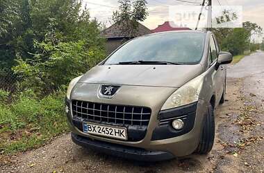 Позашляховик / Кросовер Peugeot 3008 2010 в Новоселиці