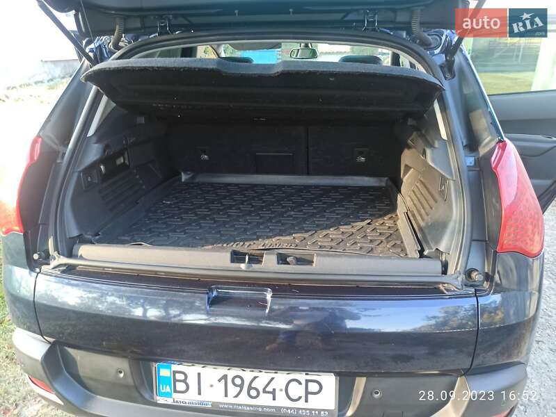 Позашляховик / Кросовер Peugeot 3008 2010 в Полтаві