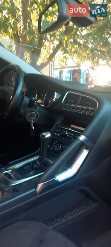 Внедорожник / Кроссовер Peugeot 3008 2010 в Оржице