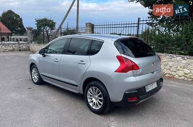 Позашляховик / Кросовер Peugeot 3008 2011 в 