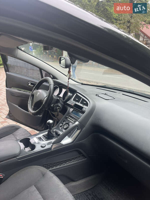 Внедорожник / Кроссовер Peugeot 3008 2012 в Трускавце