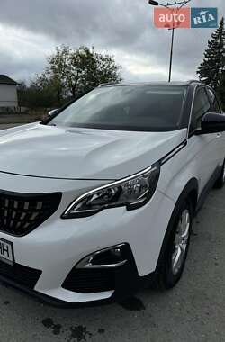 Позашляховик / Кросовер Peugeot 3008 2017 в 