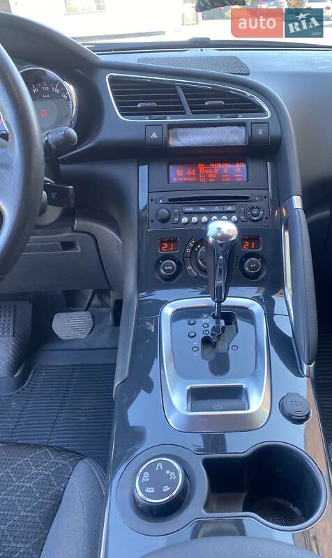 Позашляховик / Кросовер Peugeot 3008 2016 в Золотоноші