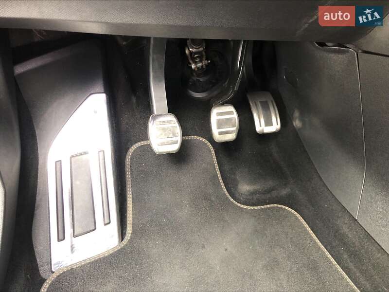 Позашляховик / Кросовер Peugeot 3008 2018 в Одесі