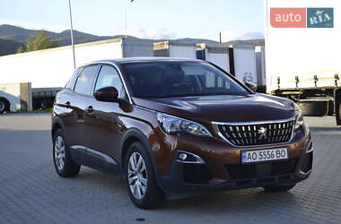 Позашляховик / Кросовер Peugeot 3008 2017 в Хусті