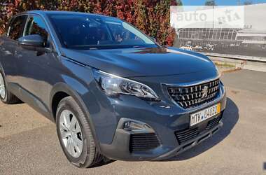 Внедорожник / Кроссовер Peugeot 3008 2019 в Киеве