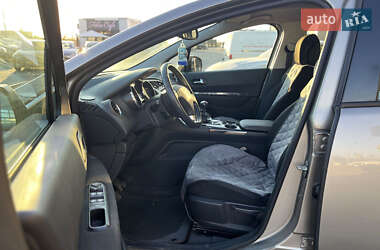 Внедорожник / Кроссовер Peugeot 3008 2010 в 