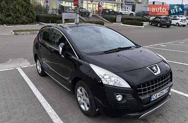 Позашляховик / Кросовер Peugeot 3008 2013 в Черкасах