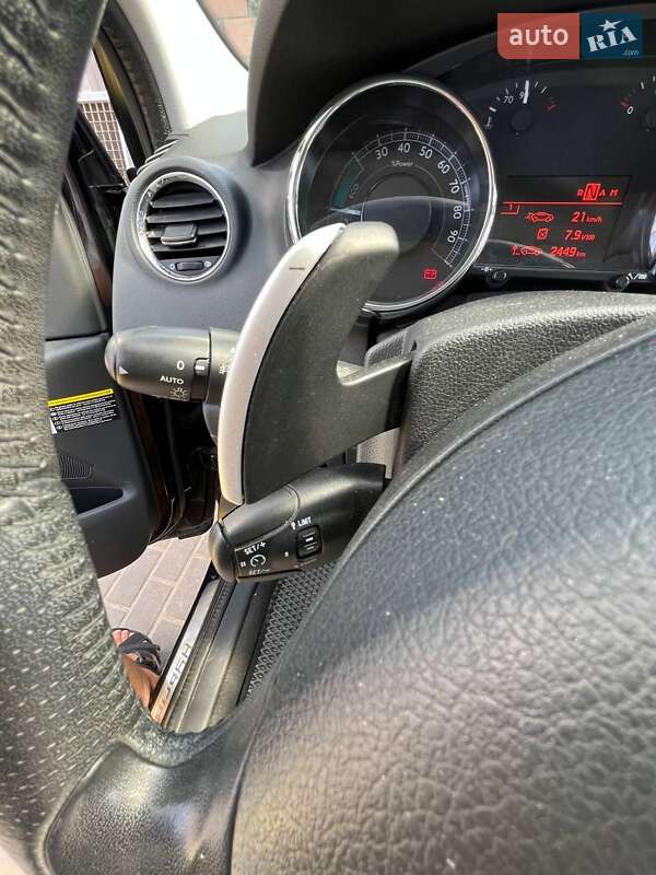 Позашляховик / Кросовер Peugeot 3008 2012 в Рівному