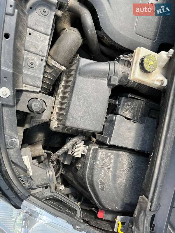 Позашляховик / Кросовер Peugeot 3008 2012 в Рівному