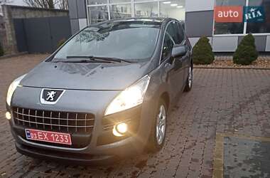 Позашляховик / Кросовер Peugeot 3008 2012 в Сарнах