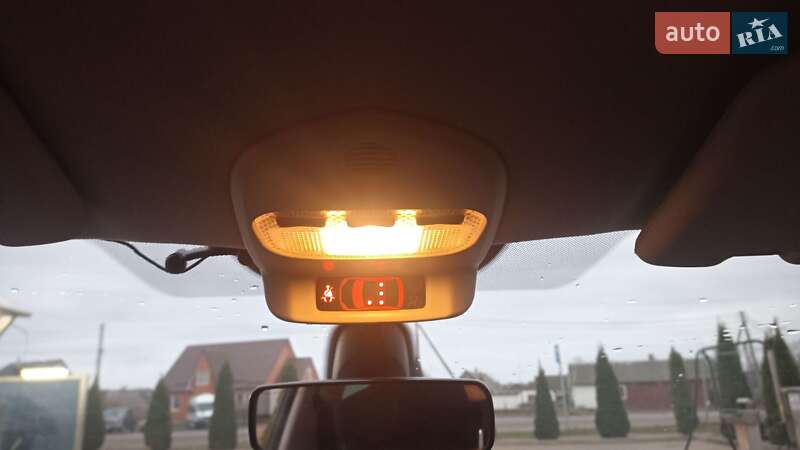 Внедорожник / Кроссовер Peugeot 3008 2012 в Сарнах