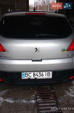 Внедорожник / Кроссовер Peugeot 3008 2011 в 