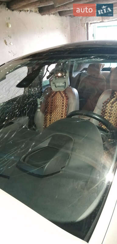 Позашляховик / Кросовер Peugeot 3008 2011 в Херсоні