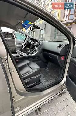 Внедорожник / Кроссовер Peugeot 3008 2013 в 