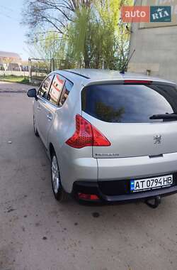 Позашляховик / Кросовер Peugeot 3008 2010 в Калуші