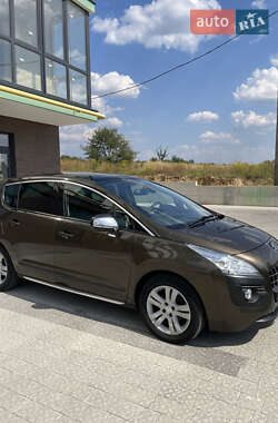 Позашляховик / Кросовер Peugeot 3008 2012 в Сокалі