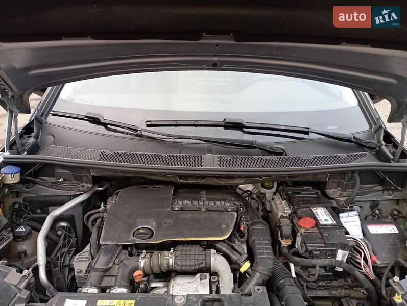 Внедорожник / Кроссовер Peugeot 3008 2017 в Казатине