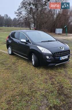 Позашляховик / Кросовер Peugeot 3008 2010 в Сарнах