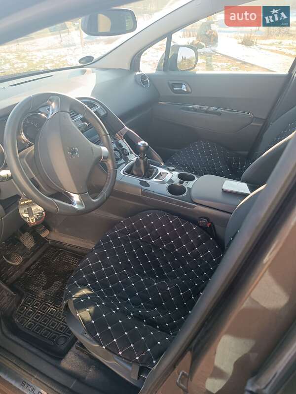 Позашляховик / Кросовер Peugeot 3008 2013 в Коростені