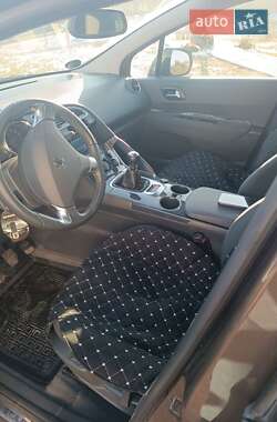 Внедорожник / Кроссовер Peugeot 3008 2013 в 
