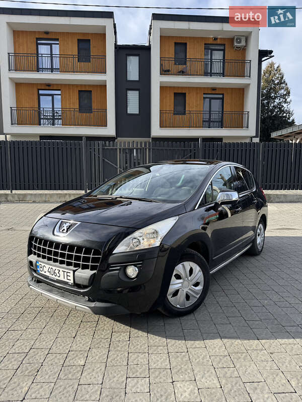 Позашляховик / Кросовер Peugeot 3008 2010 в Львові