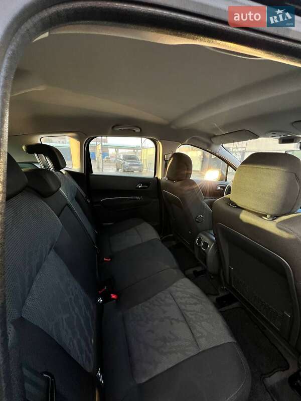 Внедорожник / Кроссовер Peugeot 3008 2011 в Снятине фото 7 Внедорожник / Кроссовер Peugeot 3008 2011 в Снятине