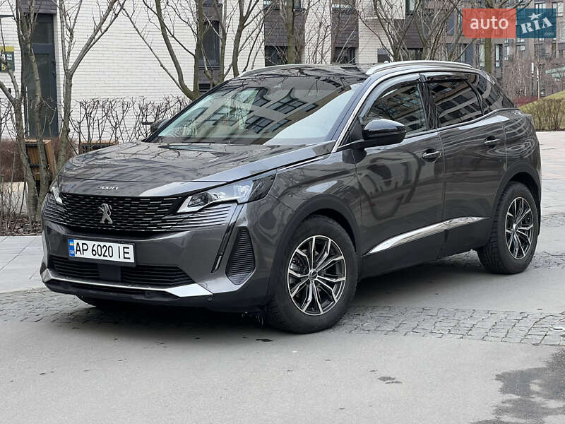 Внедорожник / Кроссовер Peugeot 3008 2021 в Киеве