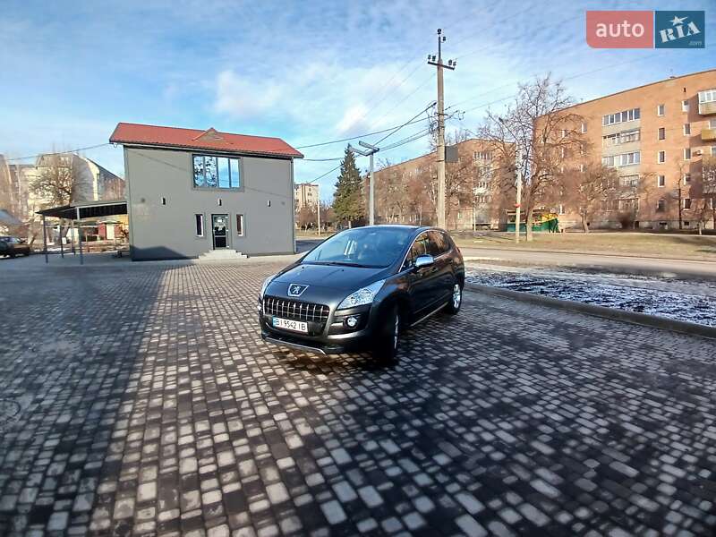 Внедорожник / Кроссовер Peugeot 3008 2012 в Гадяче