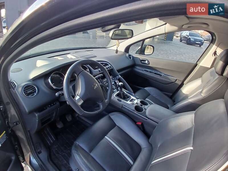 Внедорожник / Кроссовер Peugeot 3008 2012 в Гадяче