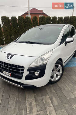 Позашляховик / Кросовер Peugeot 3008 2011 в Луцьку