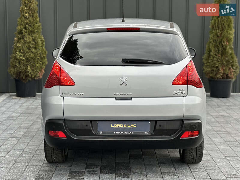 Внедорожник / Кроссовер Peugeot 3008 2013 в Смыге