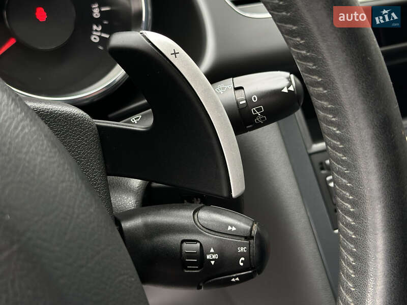 Внедорожник / Кроссовер Peugeot 3008 2013 в Смыге