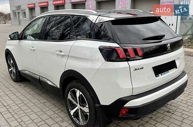 Позашляховик / Кросовер Peugeot 3008 2017 в Дніпрі