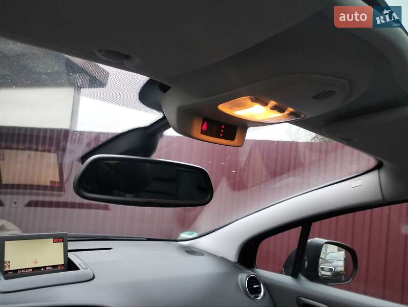 Позашляховик / Кросовер Peugeot 3008 2010 в Луцьку